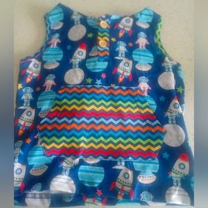 Pete +Lucy boys hooded spaceship shirt.